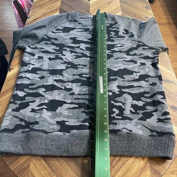 Robert Graham Sweater Camo Elbow Patches Crew Neck‎ Men’s Medium - Picture 7 of 9